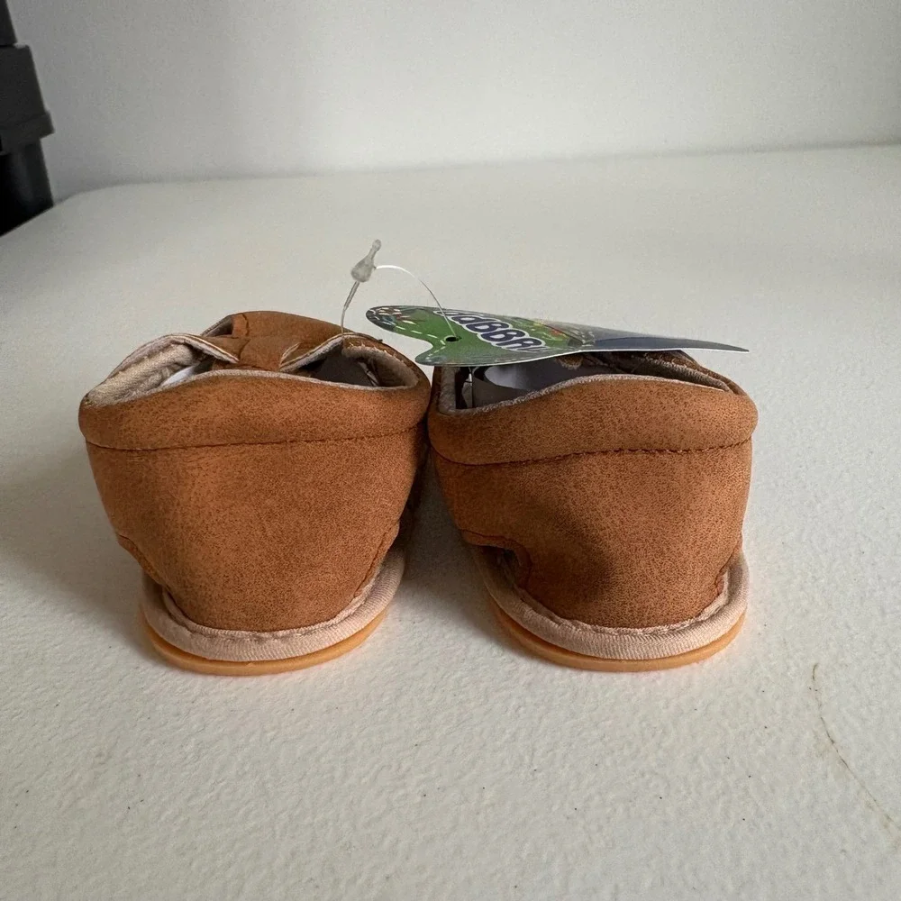 Myggpp Baby Girl Brown Faux Suede‎ Sandals Hook and Loop Closure Size 0-6M